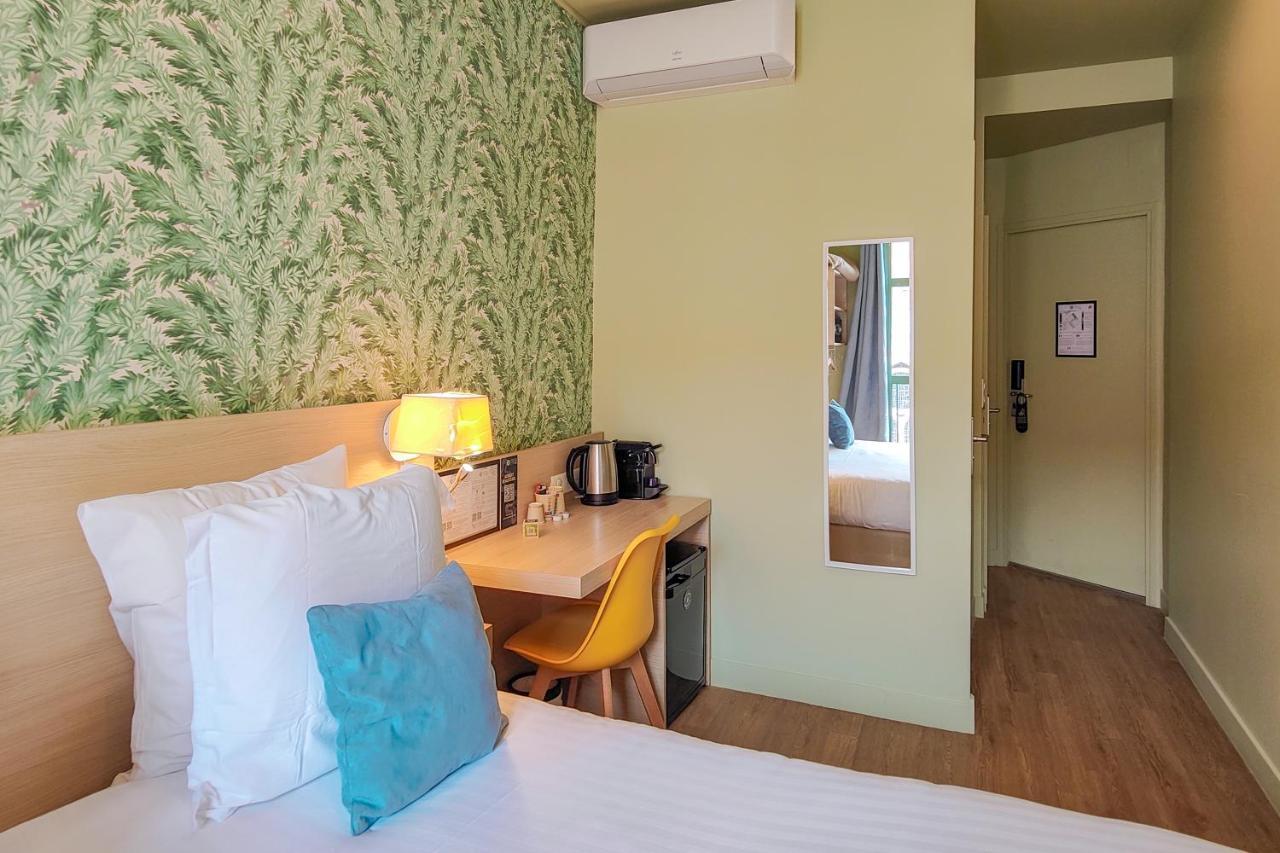 Du Centre, Un Ammi Hotel 2*